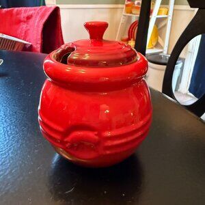 LIKE NEW Le Creuset BBQ Jar